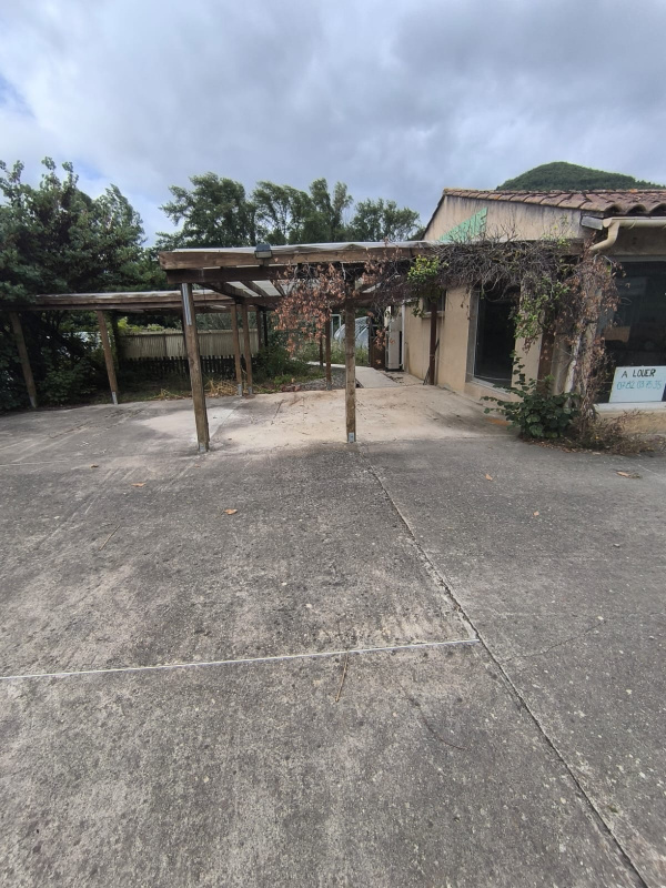 Vente Immobilier Professionnel Local commercial Quillan 11500